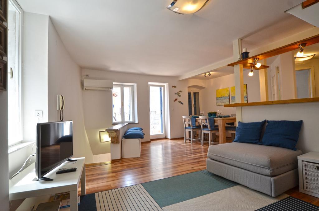 Apartment Lighthouse Montalbano